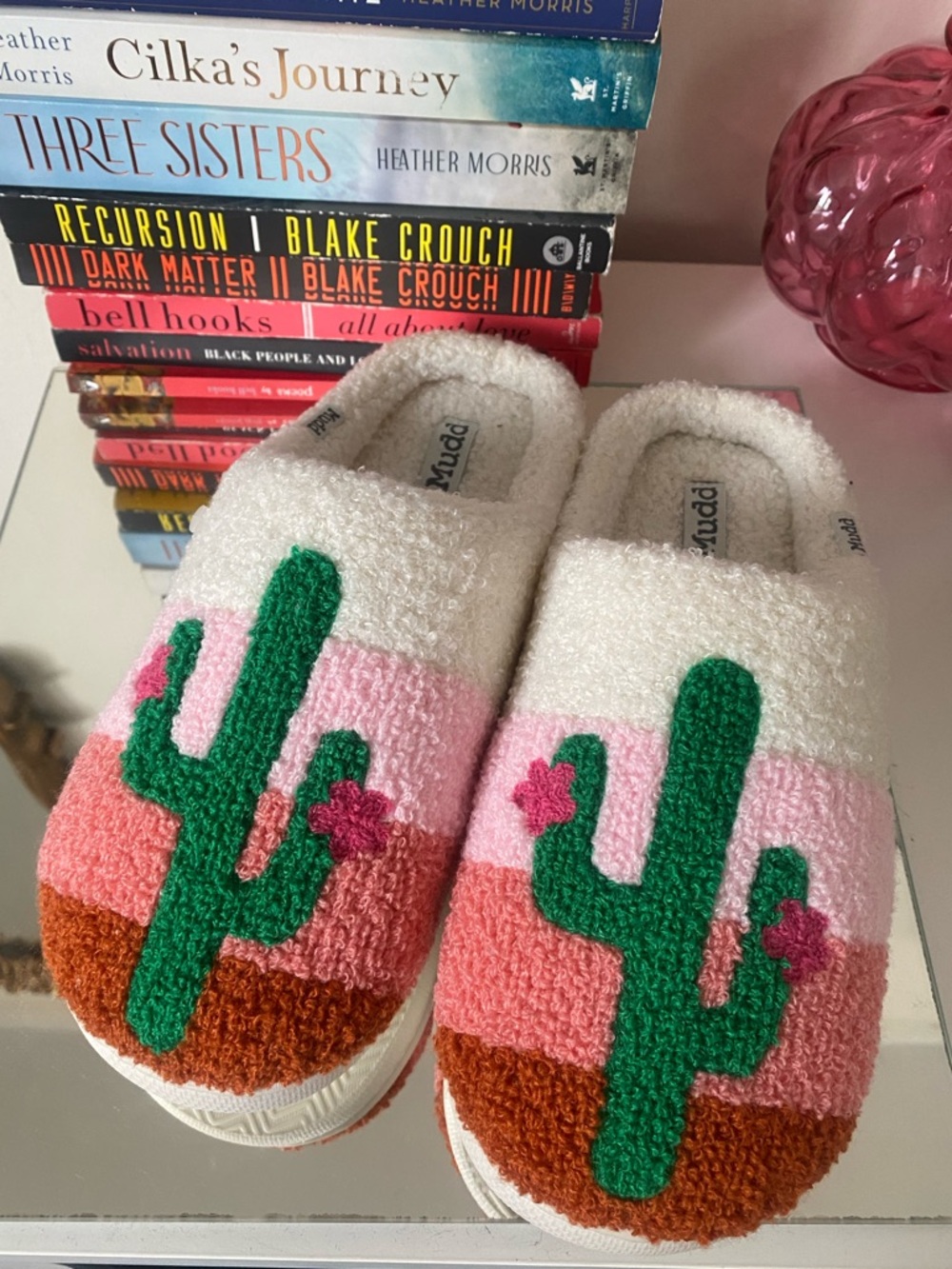 Mudd Sherpa Slippers - Picture 2 of 4